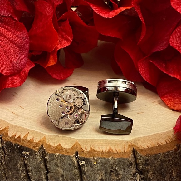 Gunmetal Steampunk Skeleton Clock Gears Cufflinks - Picture 10 of 16